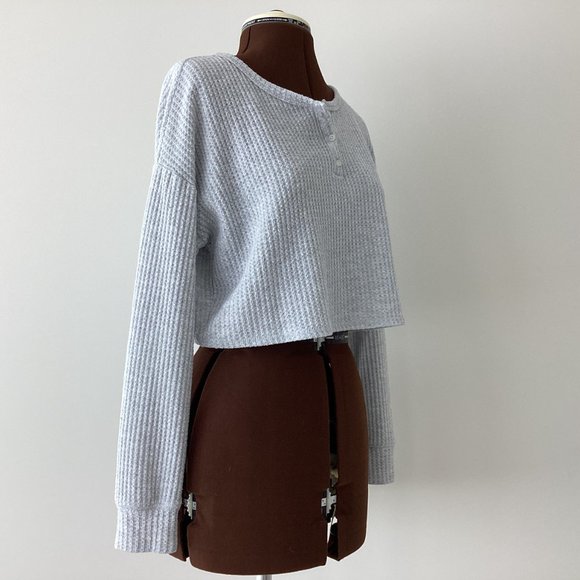 Waffle Knit Long Sleeve Crop Top - Picture 4 of 7